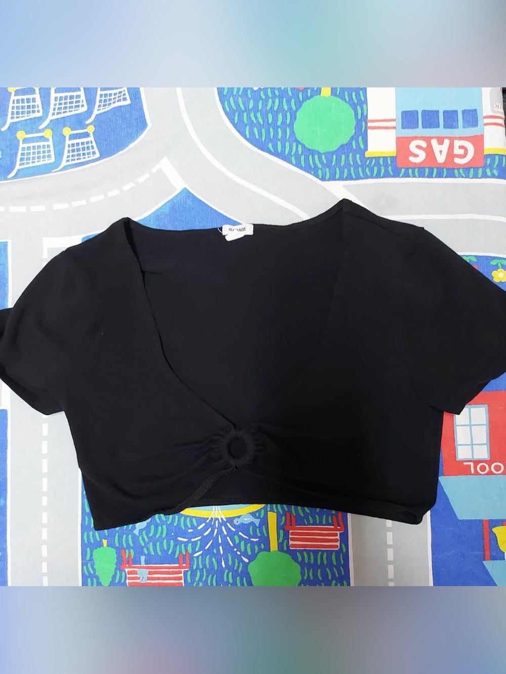 Garage black crop top